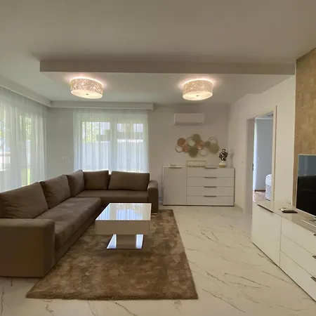 Sunshine Homes Luxury