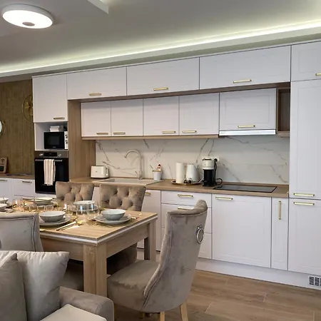 Lägenhet Sunshine Homes Luxury Zamárdi