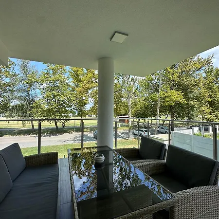 Sunshine Homes Luxury شقة